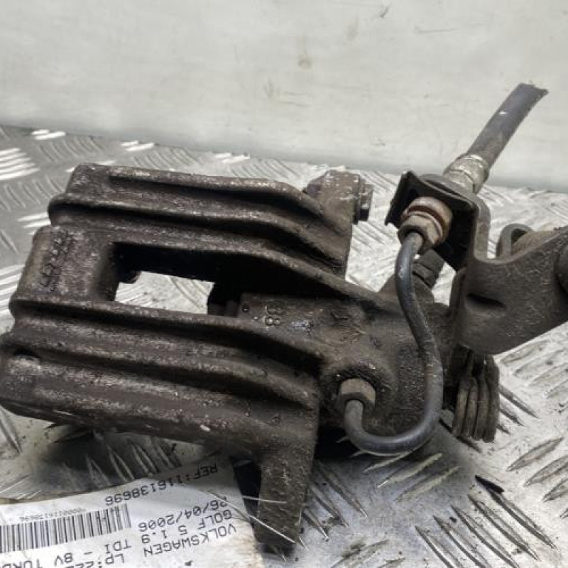 Etrier arriere droit (freinage) VOLKSWAGEN GOLF 5 Photo n°3