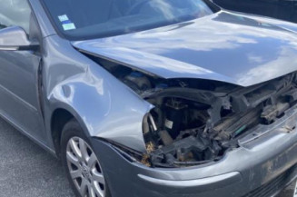 Etrier arriere droit (freinage) VOLKSWAGEN GOLF 5