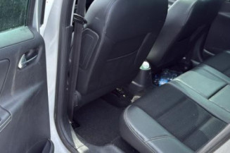 Extension d'aile arriere droit PEUGEOT 207