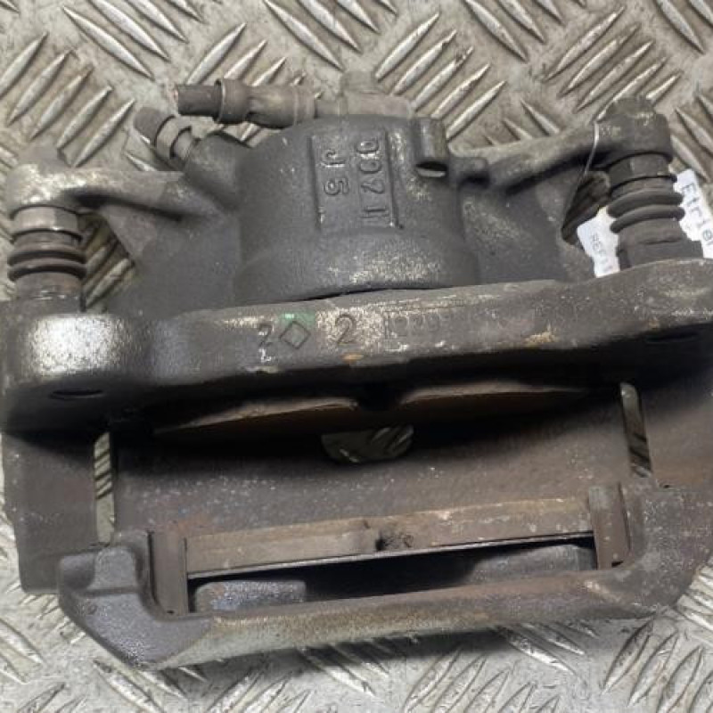 Etrier avant gauche (freinage) AUDI A3 4 Photo n°3