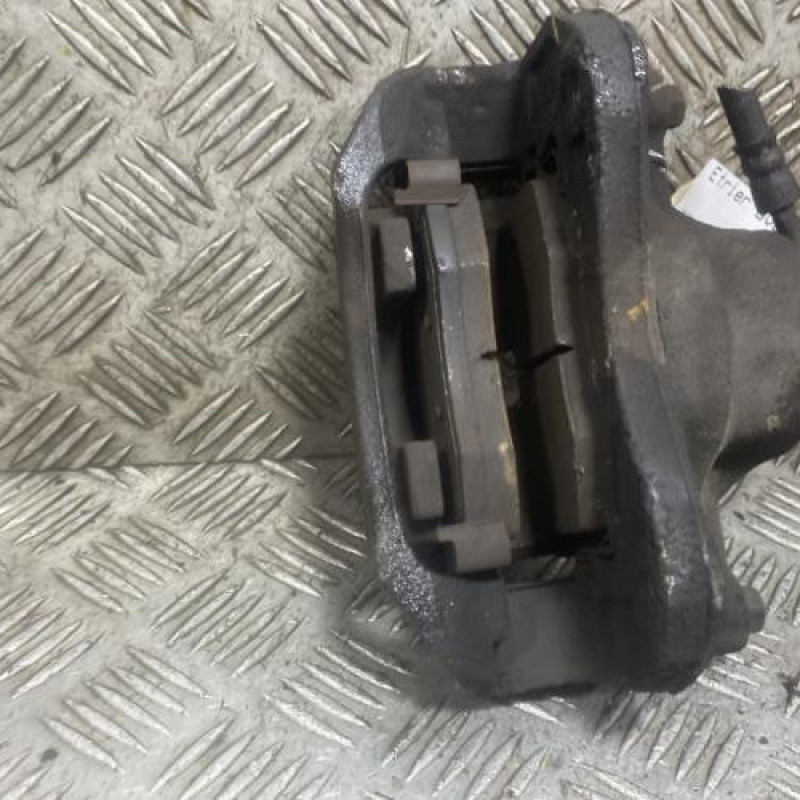 Etrier avant gauche (freinage) KIA RIO 2 Photo n°4