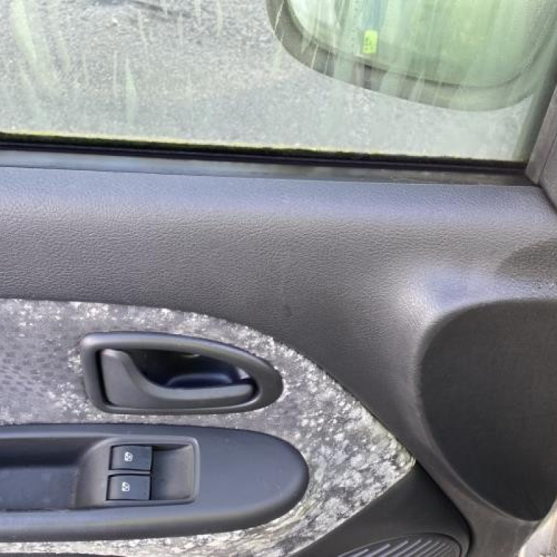 Tambour arriere droit RENAULT CLIO 2 CAMPUS Photo n°10