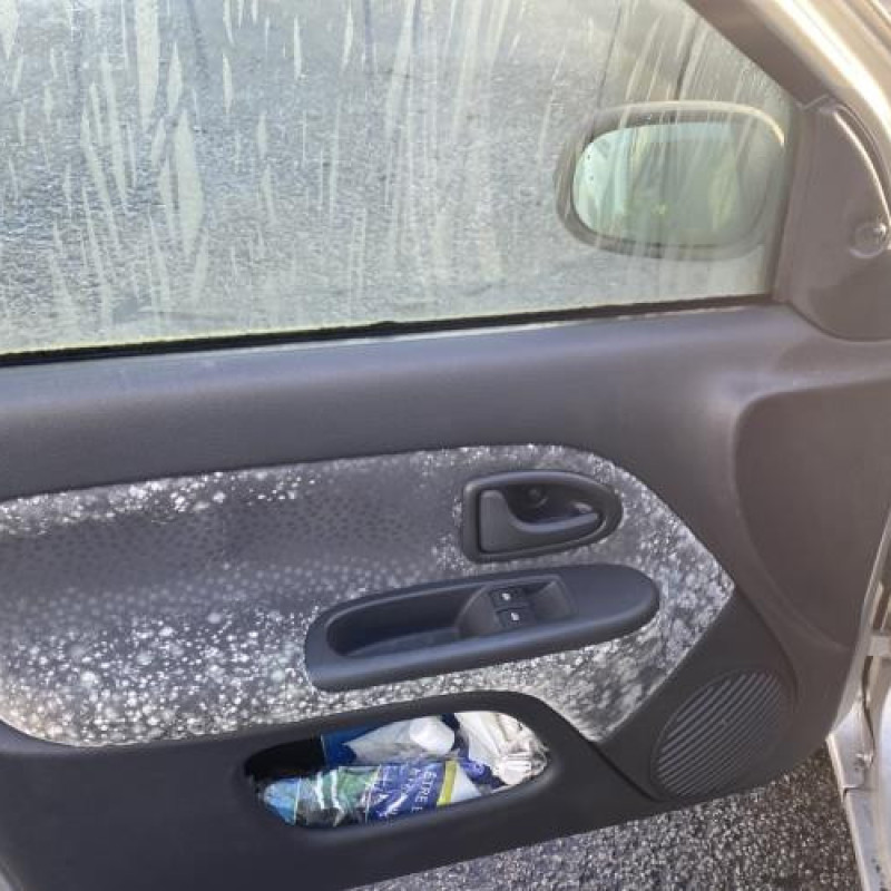 Tambour arriere gauche RENAULT CLIO 2 CAMPUS Photo n°9