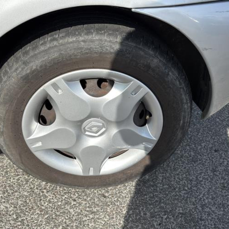 Tambour arriere gauche RENAULT CLIO 2 CAMPUS Photo n°14