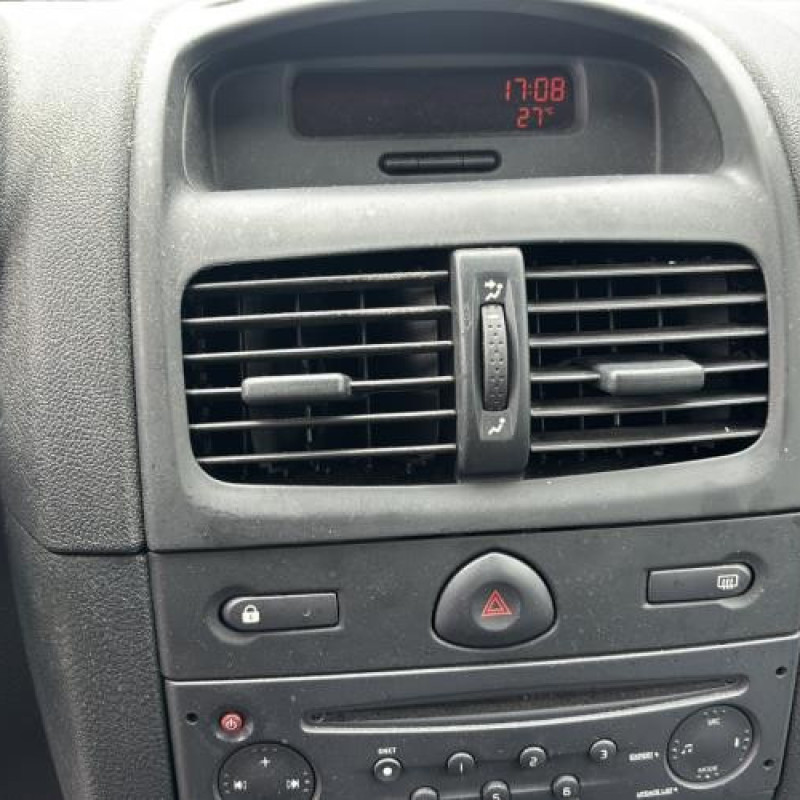 Tambour arriere droit RENAULT CLIO 2 CAMPUS Photo n°17