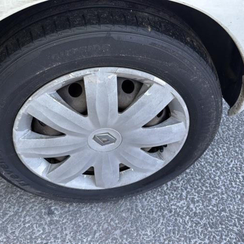 Tambour arriere droit RENAULT CLIO 2 CAMPUS Photo n°13