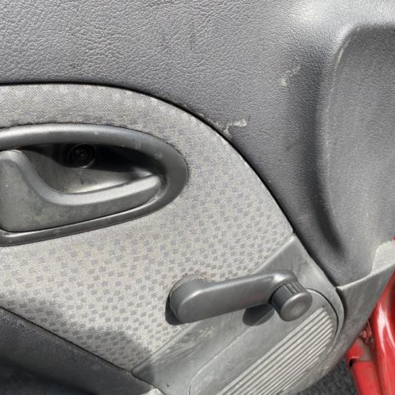 Tambour arriere droit RENAULT CLIO 2 CAMPUS Photo n°10