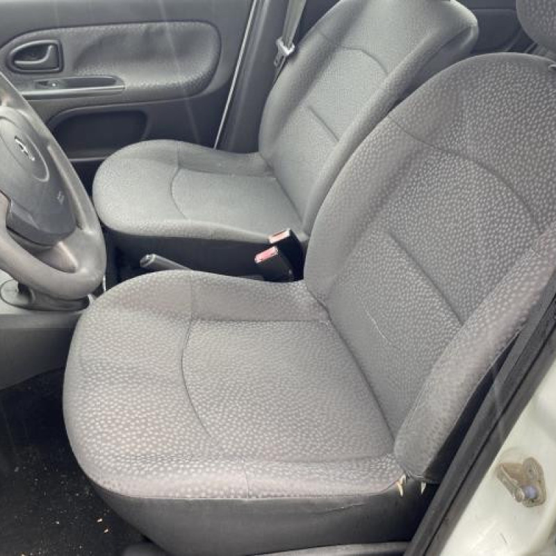 Tambour arriere droit RENAULT CLIO 2 CAMPUS Photo n°12