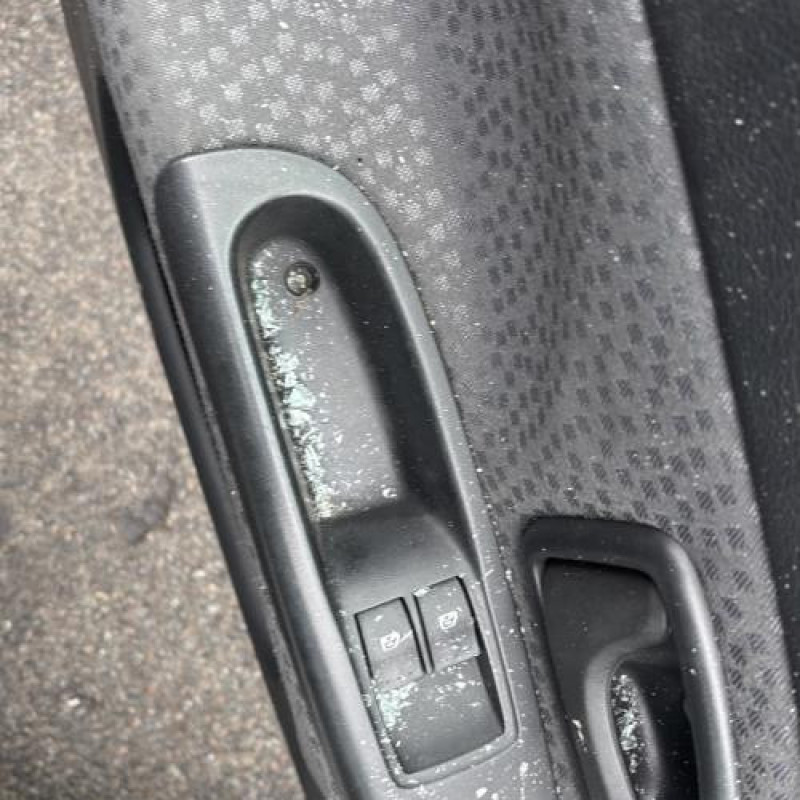 Tambour arriere droit RENAULT CLIO 2 CAMPUS Photo n°10