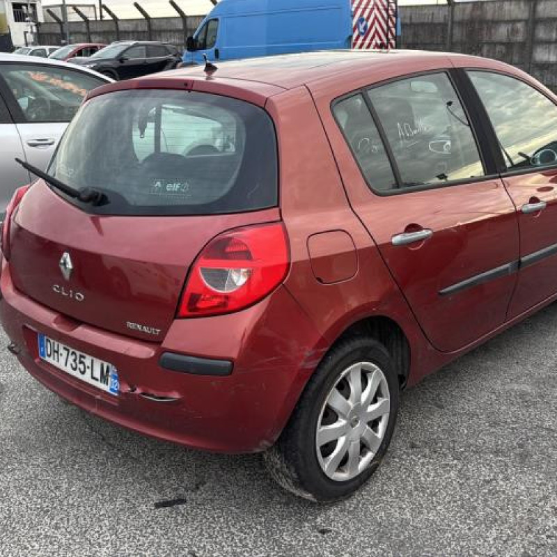 Reservoir essence RENAULT CLIO 3 Photo n°2