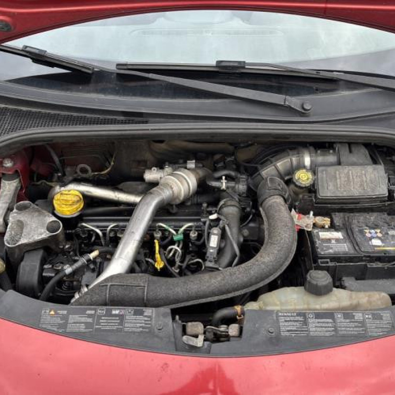 Reservoir essence RENAULT CLIO 3 Photo n°20