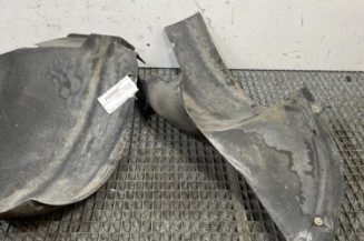 Pare boue avant droit PEUGEOT 206 Photo n°1