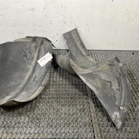 Pare boue avant droit PEUGEOT 206 Photo n°1