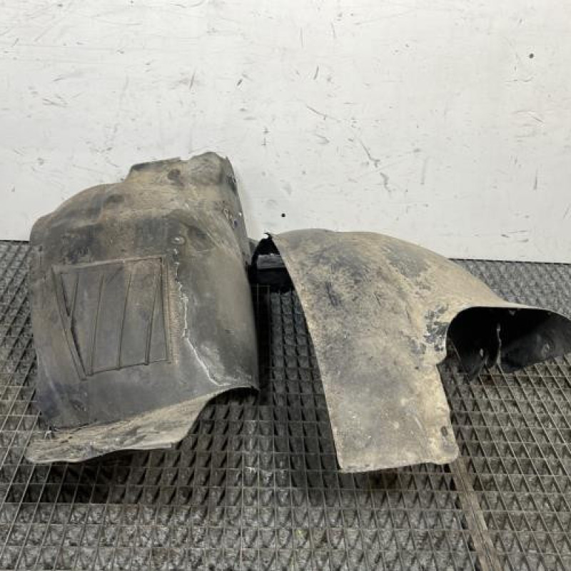 Pare boue avant droit PEUGEOT 206 Photo n°4