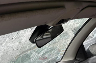 Pare boue avant droit PEUGEOT 206