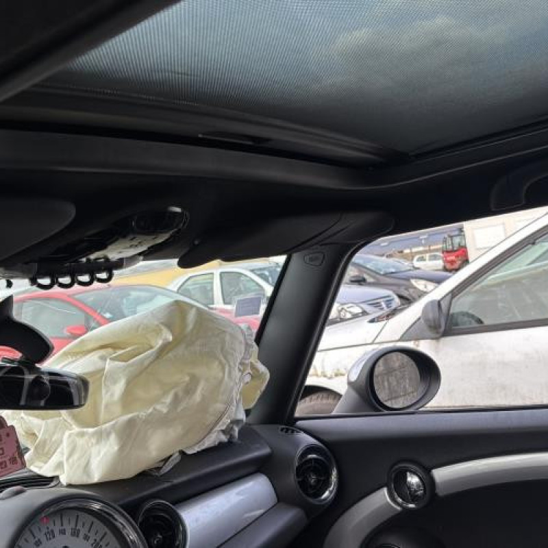 Pare boue arriere gauche MINI MINI 2 R56 Photo n°17