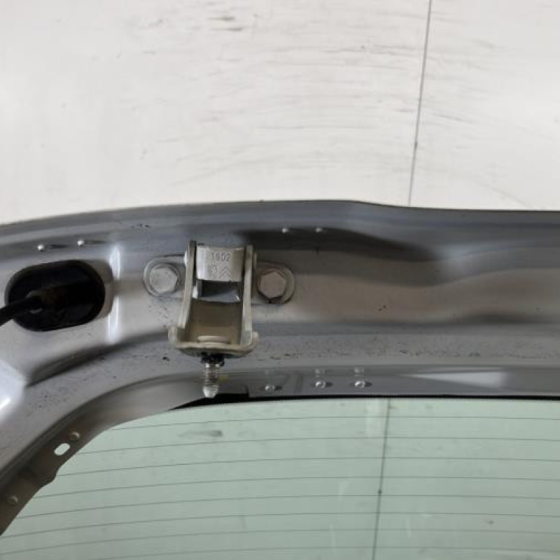 Malle/Hayon arriere PEUGEOT 208 1 Photo n°6