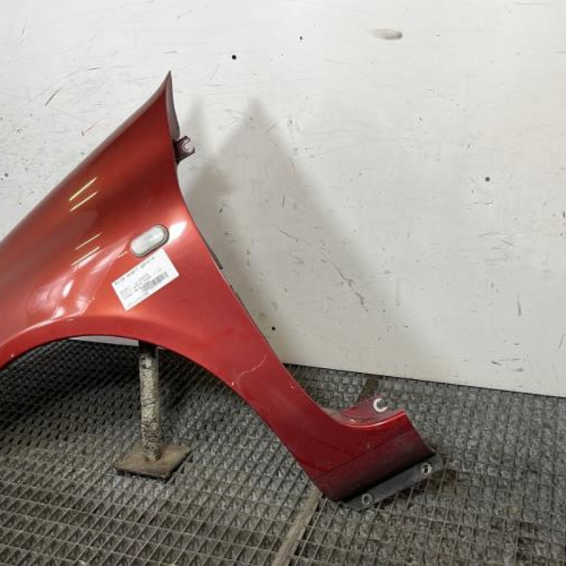 Aile avant gauche RENAULT CLIO 2 CAMPUS Photo n°3