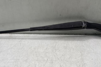 Bras essuie glace avant gauche VOLKSWAGEN POLO 4 Photo n°1