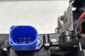 Serrure arriere gauche VOLKSWAGEN POLO 4