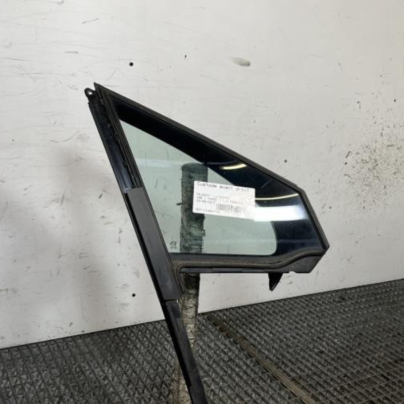 Custode avant droit (porte) PEUGEOT 208 1 Photo n°3