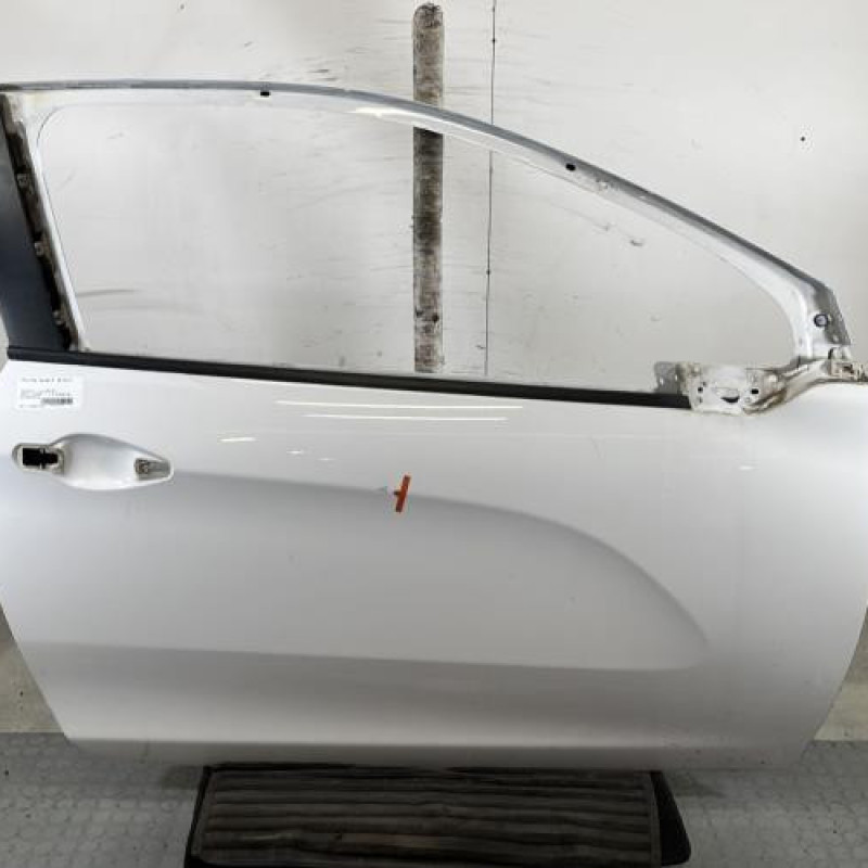 Porte avant droit PEUGEOT 208 1 Photo n°1