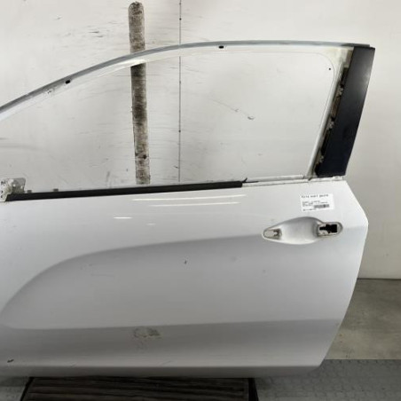 Porte avant gauche PEUGEOT 208 1 Photo n°1