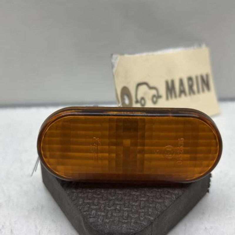 Repetiteur clignotant avant droit  (Feux) VOLKSWAGEN GOLF 3 Photo n°1