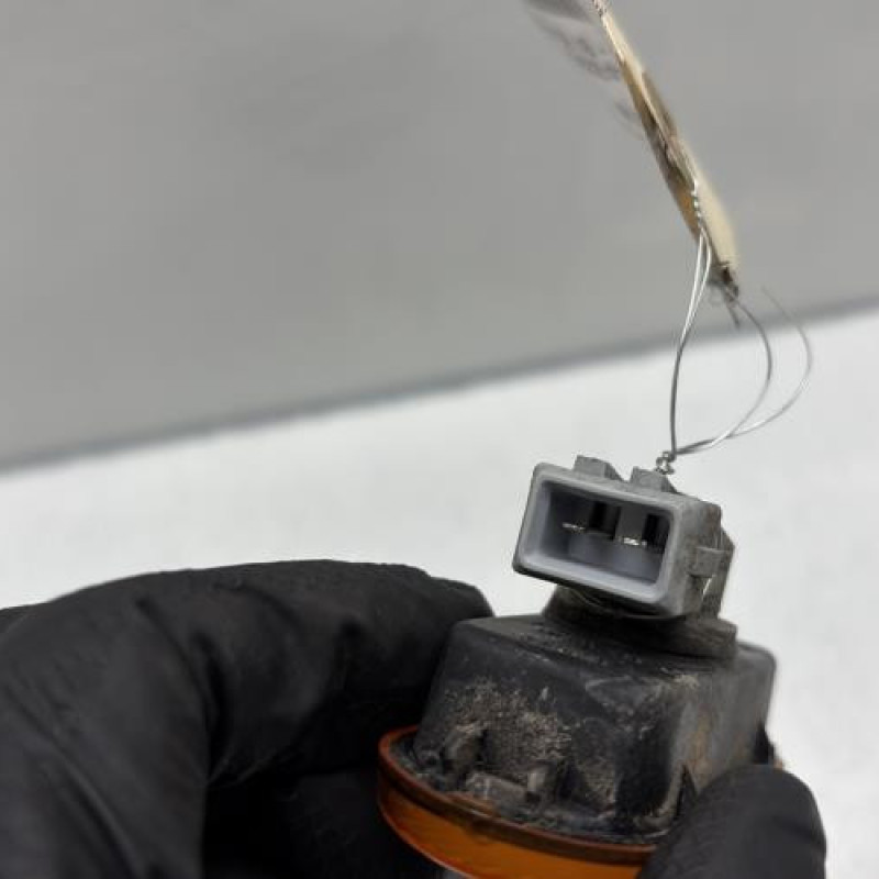 Repetiteur clignotant avant gauche (Feux) VOLKSWAGEN GOLF 3 Photo n°3