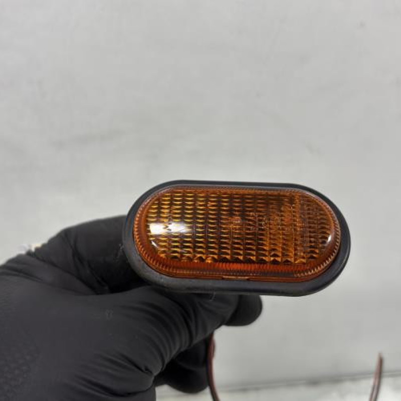 Repetiteur clignotant avant droit  (Feux) OPEL VIVARO 1 Photo n°1