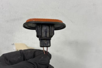 Repetiteur clignotant avant droit  (Feux) OPEL VIVARO 1