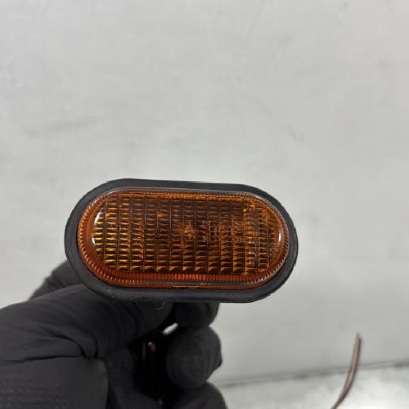 Repetiteur clignotant avant droit  (Feux) OPEL VIVARO 1 Photo n°6