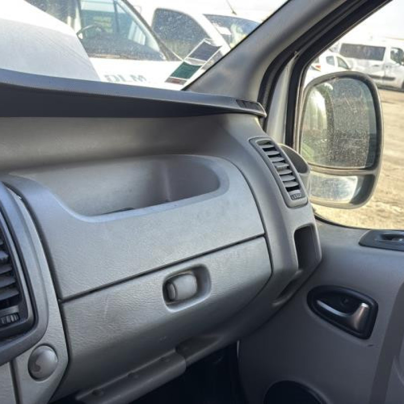 Repetiteur clignotant avant gauche (Feux) OPEL VIVARO 1 Photo n°16