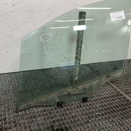 Vitre avant gauche PEUGEOT 2008 1