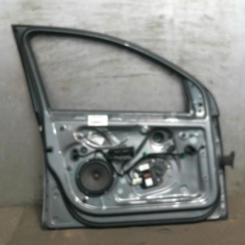 Porte avant gauche VOLKSWAGEN GOLF 5 Photo n°1