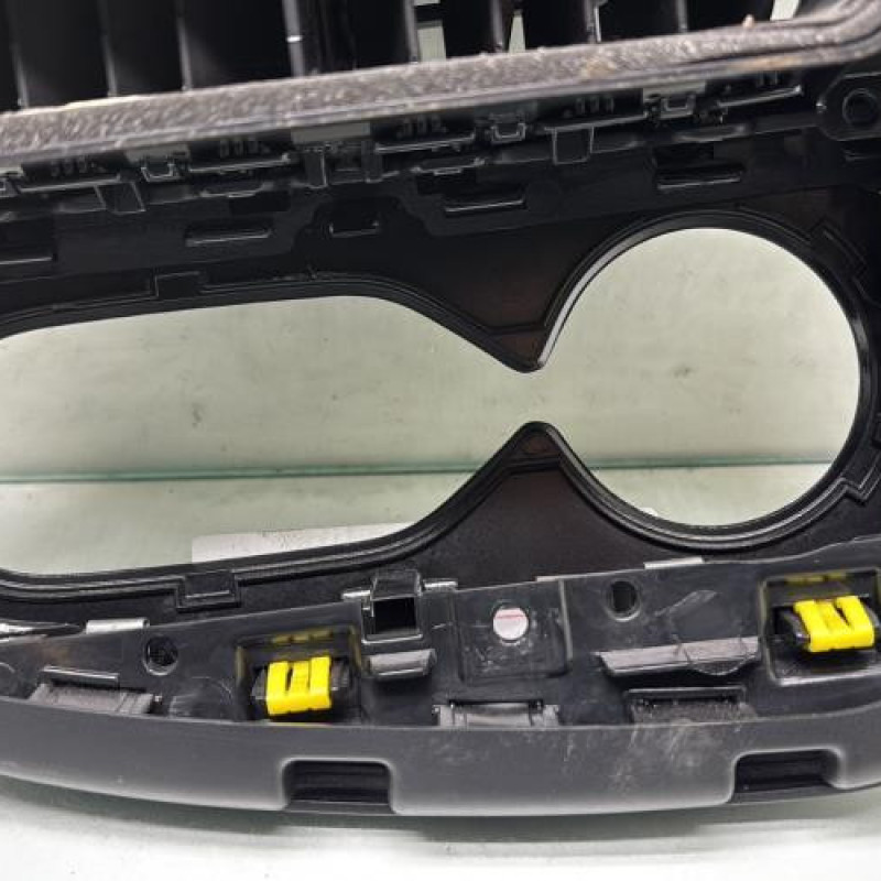 Facade autoradio RENAULT CLIO 4 Photo n°8