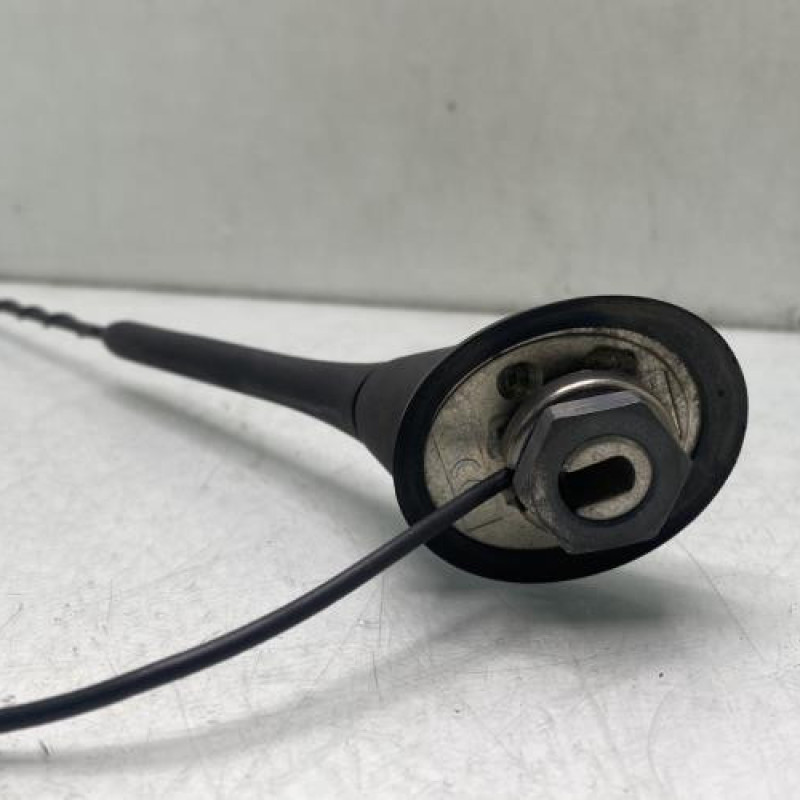 Antenne VOLKSWAGEN POLO 4 Photo n°3