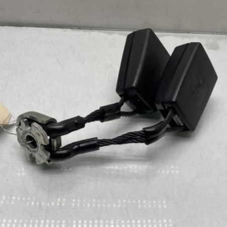 Attache ceinture arriere gauche VOLKSWAGEN POLO 5