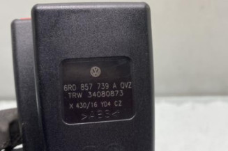 Attache ceinture arriere gauche VOLKSWAGEN POLO 5