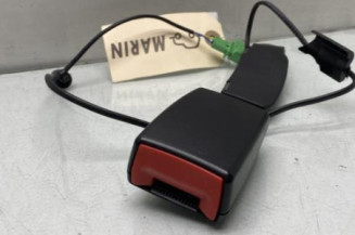 Attache ceinture avant gauche VOLKSWAGEN POLO 5