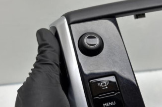 Facade autoradio PEUGEOT 208 1