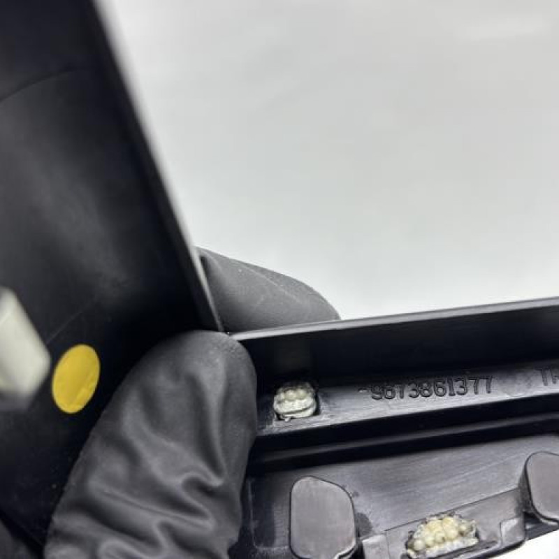 Facade autoradio PEUGEOT 208 1 Photo n°7