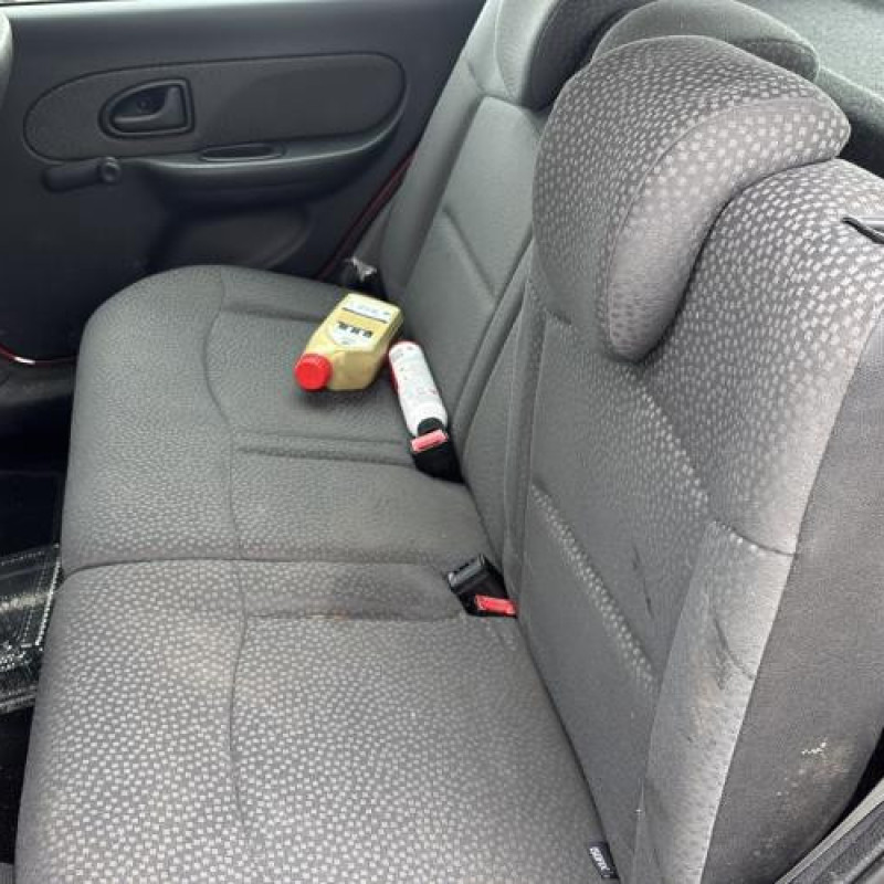 Baguette de porte arriere gauche  RENAULT CLIO 2 CAMPUS Photo n°17