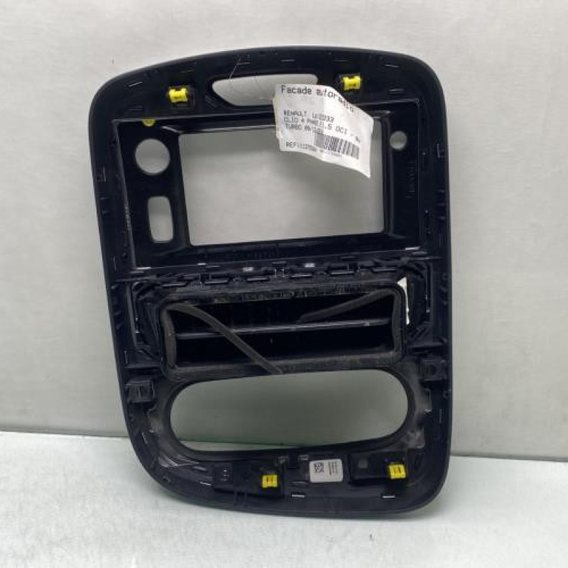 Facade autoradio RENAULT CLIO 4 Photo n°2