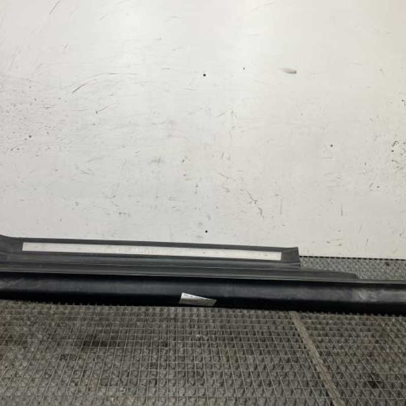 Bas de caisse gauche MINI MINI 2 R56 Photo n°1