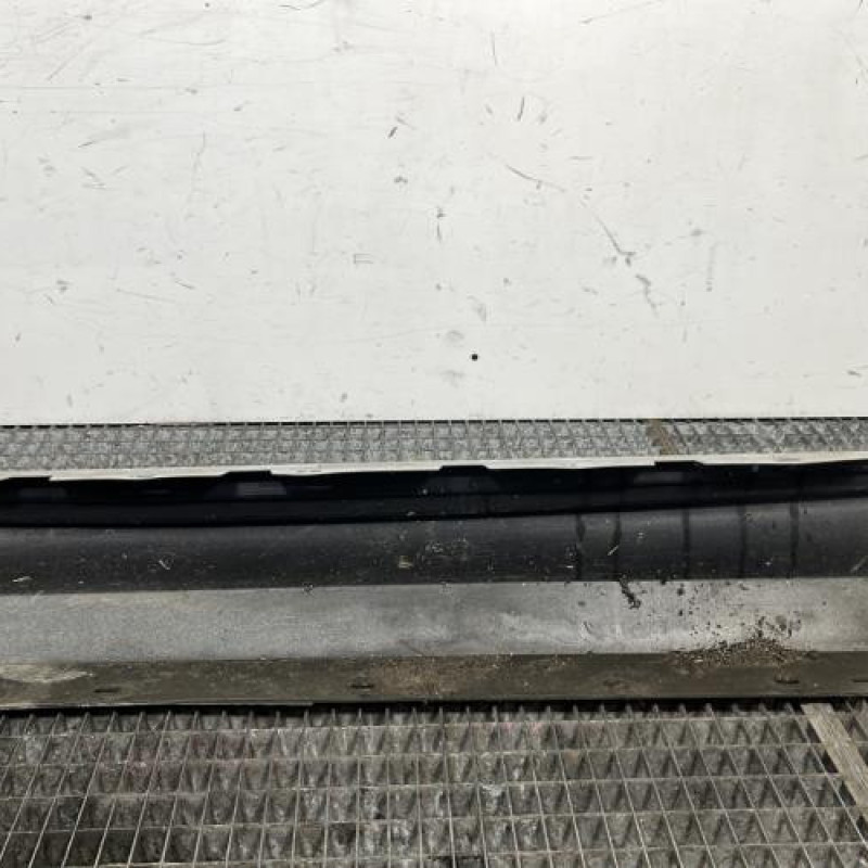 Bas de caisse droit BMW SERIE 1 E88 Photo n°5