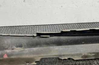 Bas de caisse droit BMW SERIE 1 E88