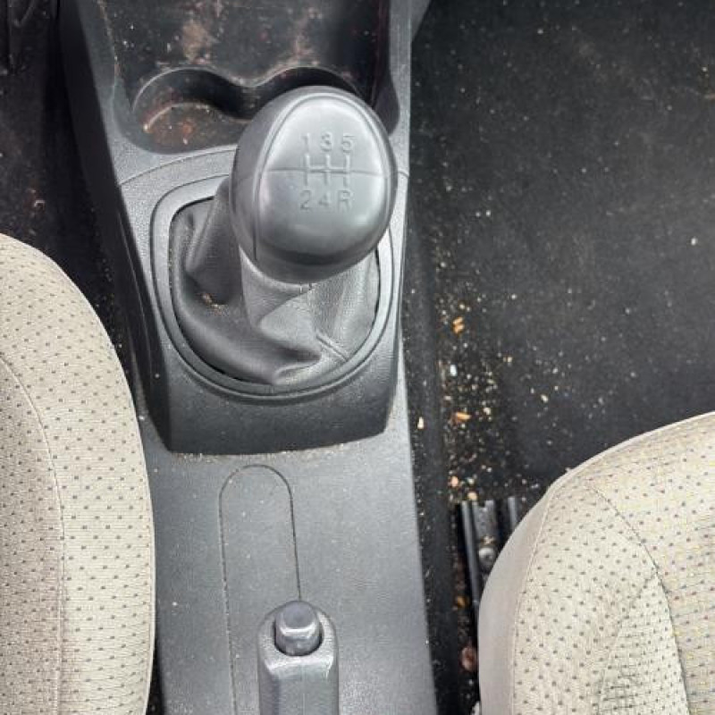 Poignee porte avant droit RENAULT CLIO 3 Photo n°20