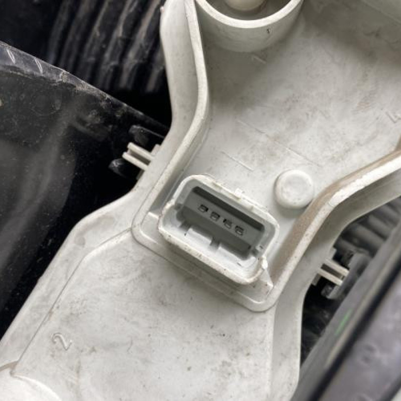 Feu arriere principal droit (feux) RENAULT MEGANE 2 Photo n°3