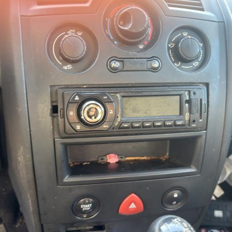 Feu arriere principal droit (feux) RENAULT MEGANE 2 Photo n°19